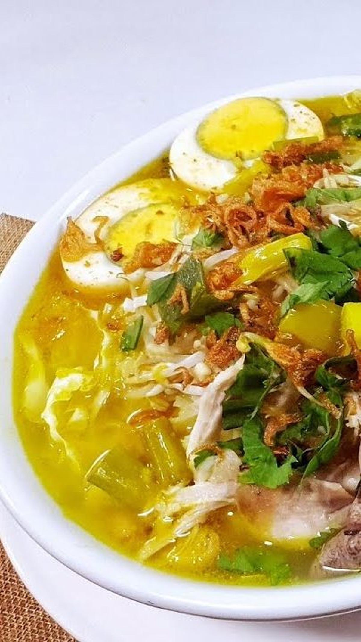 4. Soto Ayam Madura
