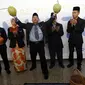 Aksi ritual 'Raja Bomoh' di Bandara Kuala Lumpur (Reuters/Damir Sagolj)