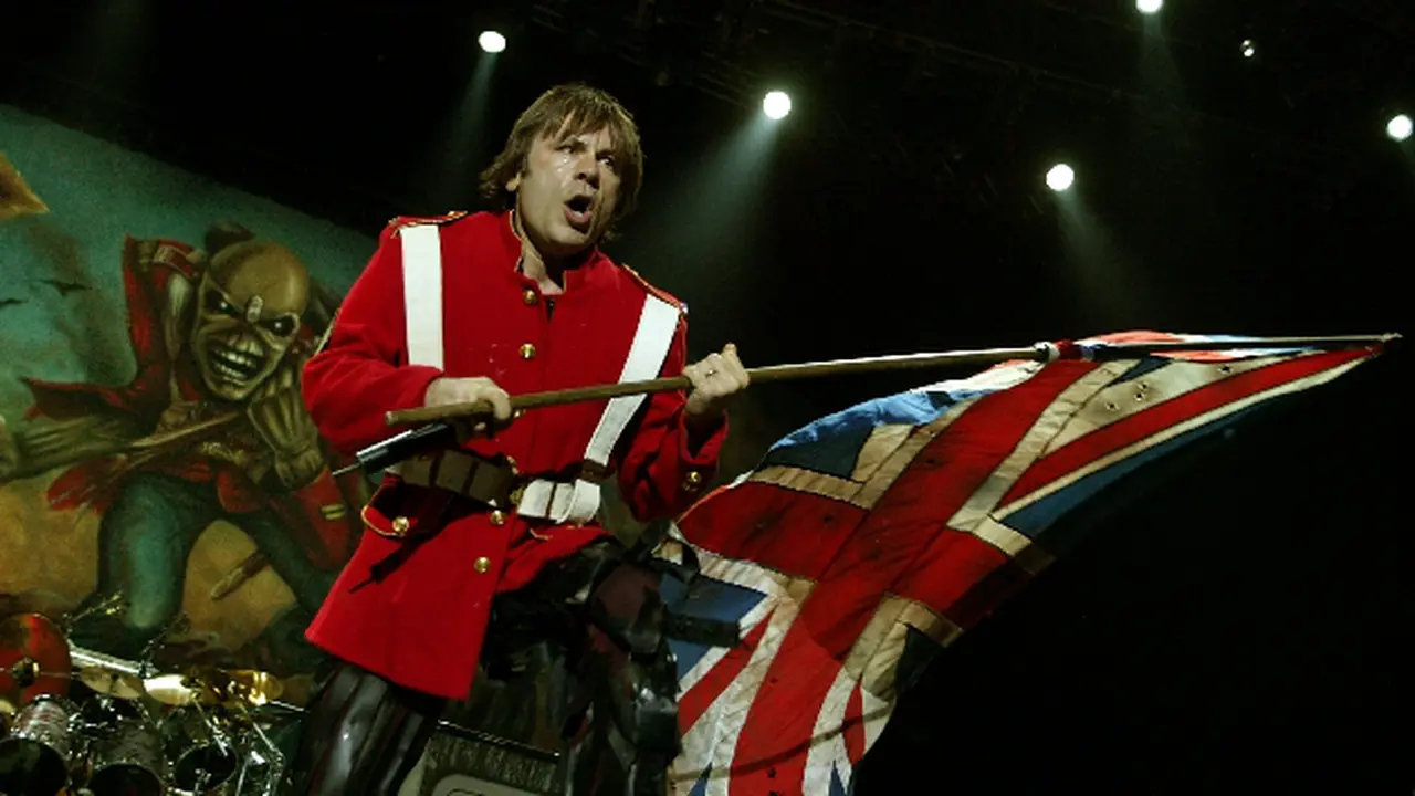 Derita Kanker, Bagaimana Kondisi Kesehatan Vokalis Iron Maiden?