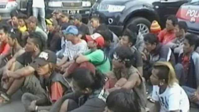 [VIDEO] Puluhan Preman Jalanan Bekasi Terjaring Razia