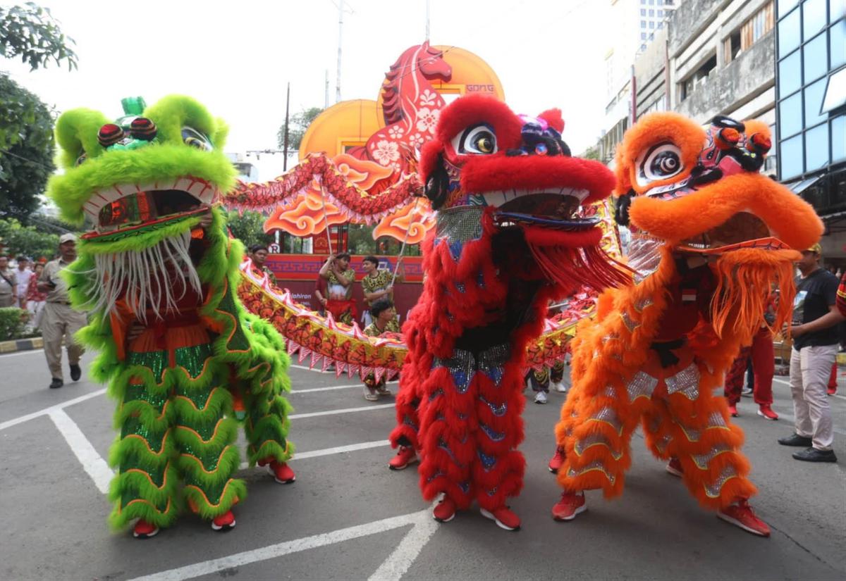 FOTO: Kemeriahan Cap Go Meh Jakarta Warnai Ibu Kota