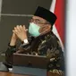 Menko PMK Muhadjir Effendy menyampaikan dukacita atas gugurnya lebih dari 100 dokter dan tenaga medis akibat pandemi COVID-19 saat sesi 'Doa Bersama dan Mengheningkan Cipta untuk Pejuang Medis' yang diinisiasi IDI secara virtual pada Rabu (2/9/2020) malam. (Dok Kemenko PMK)