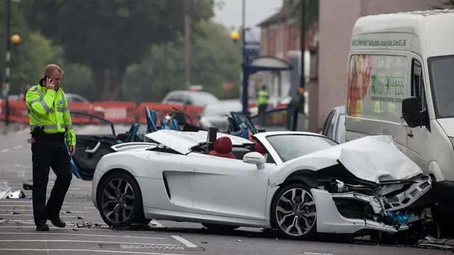 3 Kecelakaan Sadis oleh Sportcar Maut