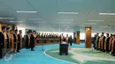 Pelantikan enam Hakim Agung baru yang dipimpin Ketua Mahkamah Agung (MA) Muhammad Hatta Ali di Jakarta, Rabu (5/8). Enam hakim agung baru itu adalah Suhardjono, Wahidin, Sunarto, Maria Anna Samiyati, Yosran, dan Mukti Arto. (Liputan6.com/Faizal Fanani)