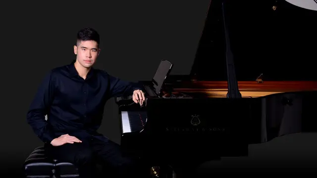 Pianis muda Jonathan Kuo (ist)