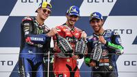 Balapan MotoGP San Marino 2021 dimenangkan oleh Francesco Bagnaia dari tim Lenovo Ducati dan disusul oleh sang pemuncak klasemen sementara, Fabio Quartararo dari tim Monster Yamaha. (AFP/Andreas Solaro)