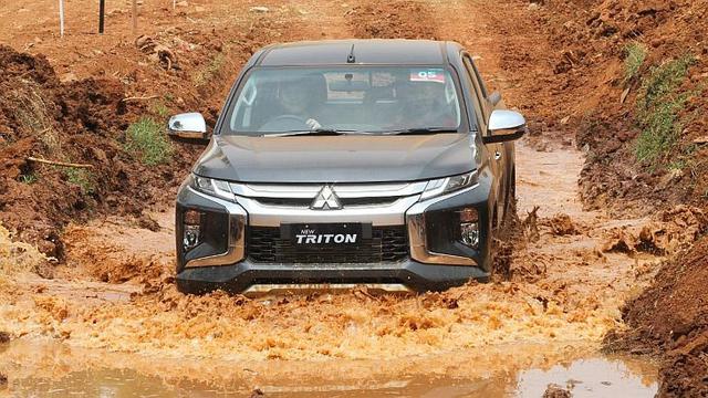 Mitsubishi Triton Tak Masalah Tenggak Solar Murah Otomotif Liputan6 Com