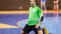 Reaksi kiper timnas futsal Slovenia, Damir Puskar, beberapa waktu lalu. Ia tampil brilian saat membawa Slovenia unggul 1-0 atas Spanyol, pada Play-off Piala Dunia Futsal 2016 (www.siol.net).