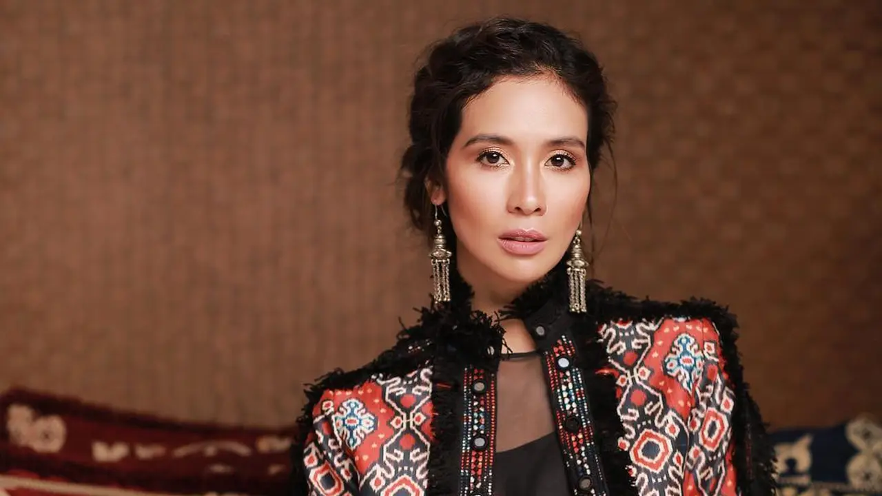 [Bintang] Marsha Timothy