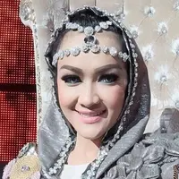 foto kenangan yang diunggah akun Instagram Julia Perez (Instagram/@juliaperrezz)