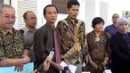 Tiga Komisioner Komnas HAM, Nurcholis, Siti Noor Laila dan Roichatu Aswidah mendatangi Kantor Transisi Jokowi-JK 