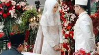 Dian Pelangi Mengenang Momen Pertama Bertemu Sang Suami