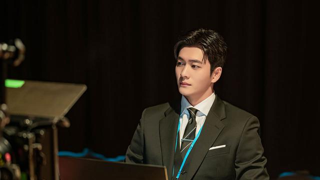 Kang Tae Oh dalam behind the scene drakor The Potato Lab. (tvN via Soompi)