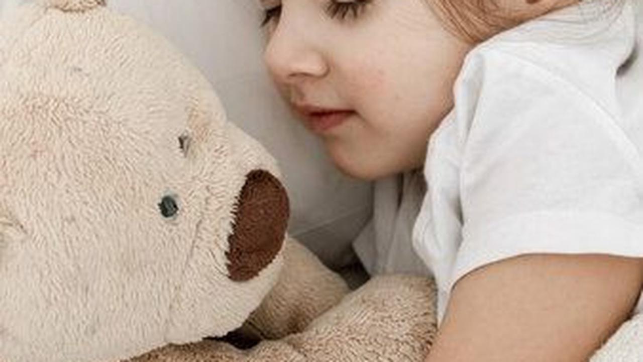 Night terror, meskipun menakutkan, umumnya tidak berbahaya dan dapat diatasi dengan pemahaman dan perhatian yang tepat dari orangtua. Ingatlah, anak-anak sering tumbuh melewati fase ini dan dapat tidur nyenyak ketika mendekati usia remaja.
