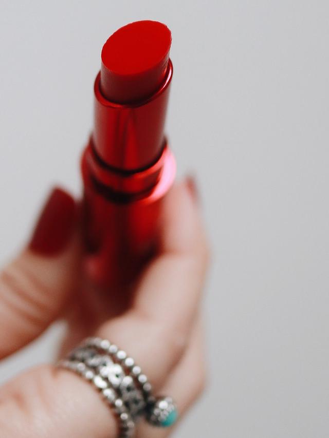 6 Hal tentang lipstick yang patut diperhatikan demi penampilan paripurna