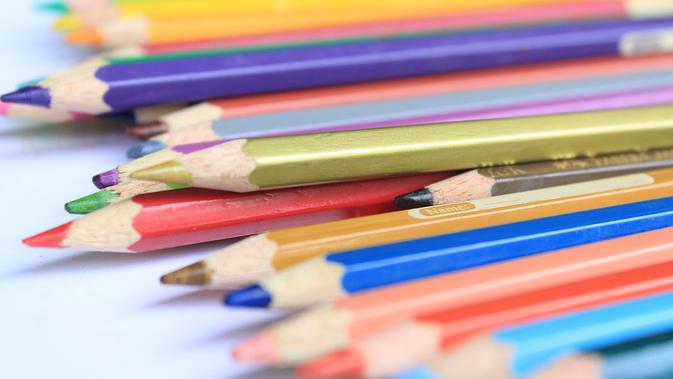 Ilustrasi pensil warna (Sumber: PIxabay)