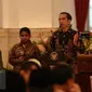 Presiden Jokowi  memberikan arahan pada acara silaturahmi dengan Teladan Nasional di Istana Negara, Jakarta, (18/8). Dalam pidatonya Presiden memotivasi para teladan nasional untuk senantiasa bergerak membangun bangsa. (Liputan6.com/Faizal Fanani) 