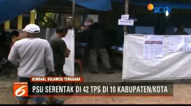 KPU Sulawesi Tenggara menggelar pemungutan surara ulang di 42 TPS lantaran banyak kotak suara yang dibuka tidak sesuai prosedur.