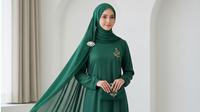 Mix and Match Hijab dan Gamis Syar&rsquo;i
