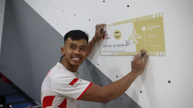 Rahmad Adi Mulyono berhasil menjadi juara disiplin speed pada Kejuaraan panjat tebing IFSC Asian Qualifier 2023 di Jakarta.