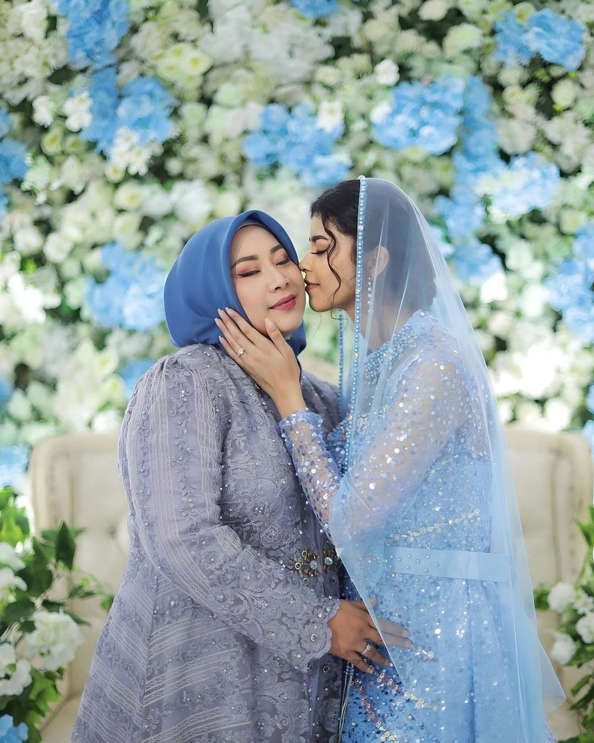 Sang Ibu Tampil Kece