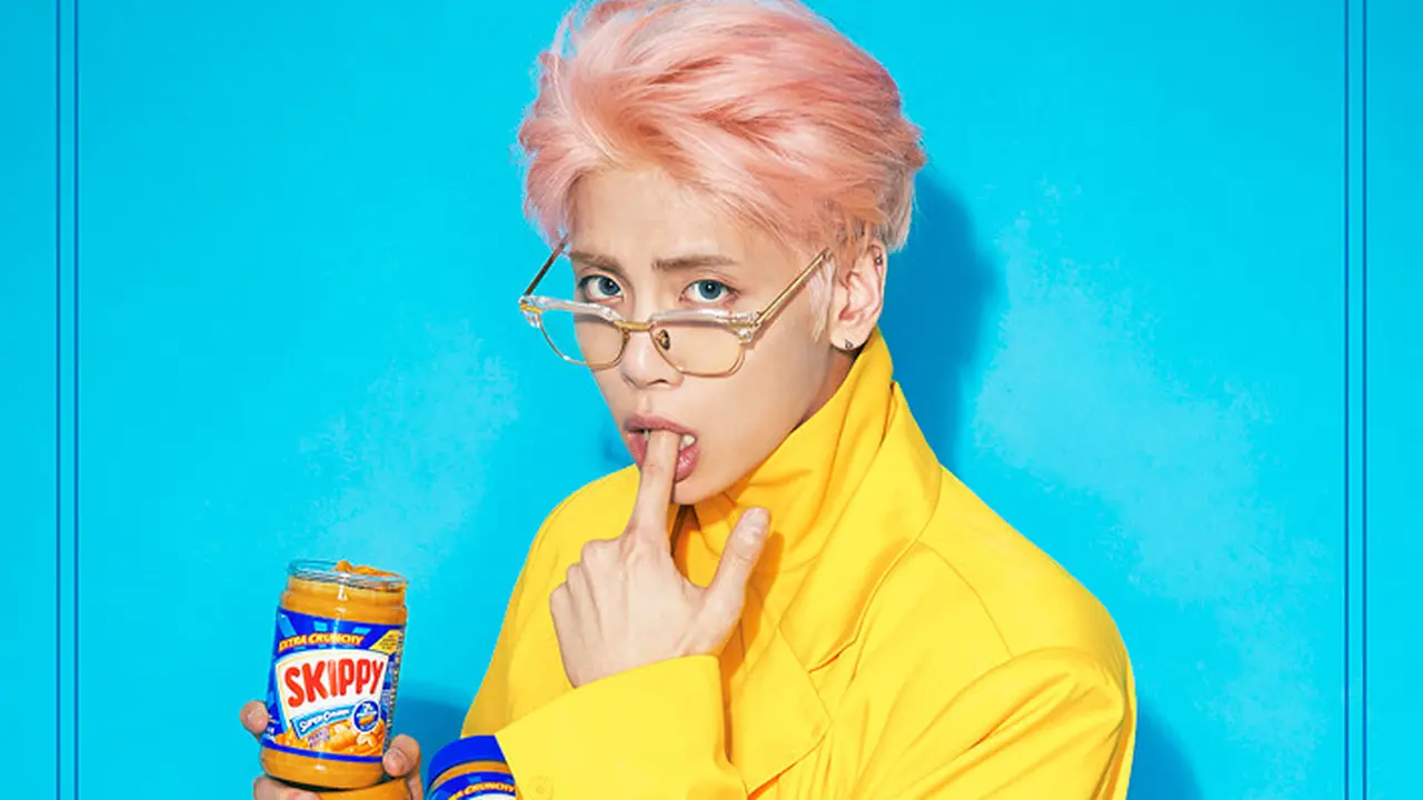 [Bintang] Selalu Di Hati, Gaya Jonghyun SHINee yang Susah Dilupain Cewek