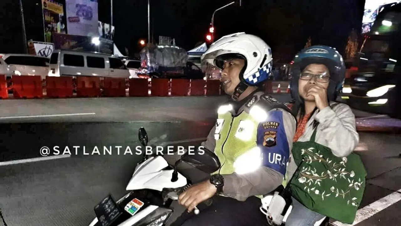 Kisah Konyol Pemudik Ditinggalkan Bus Saat ke Toilet