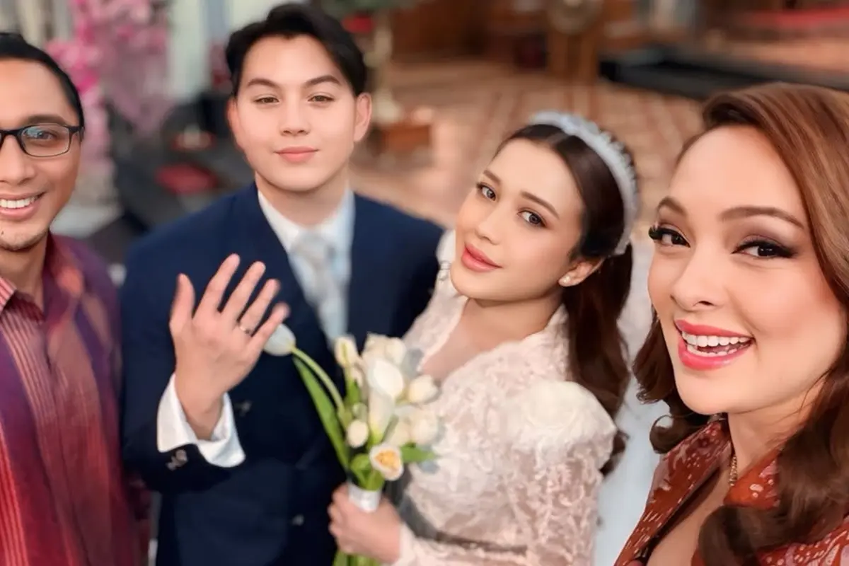 6 Potret Artis Hadiri Pemberkatan Nikah Brisia Jodie dan Alden di Gereja Katedral