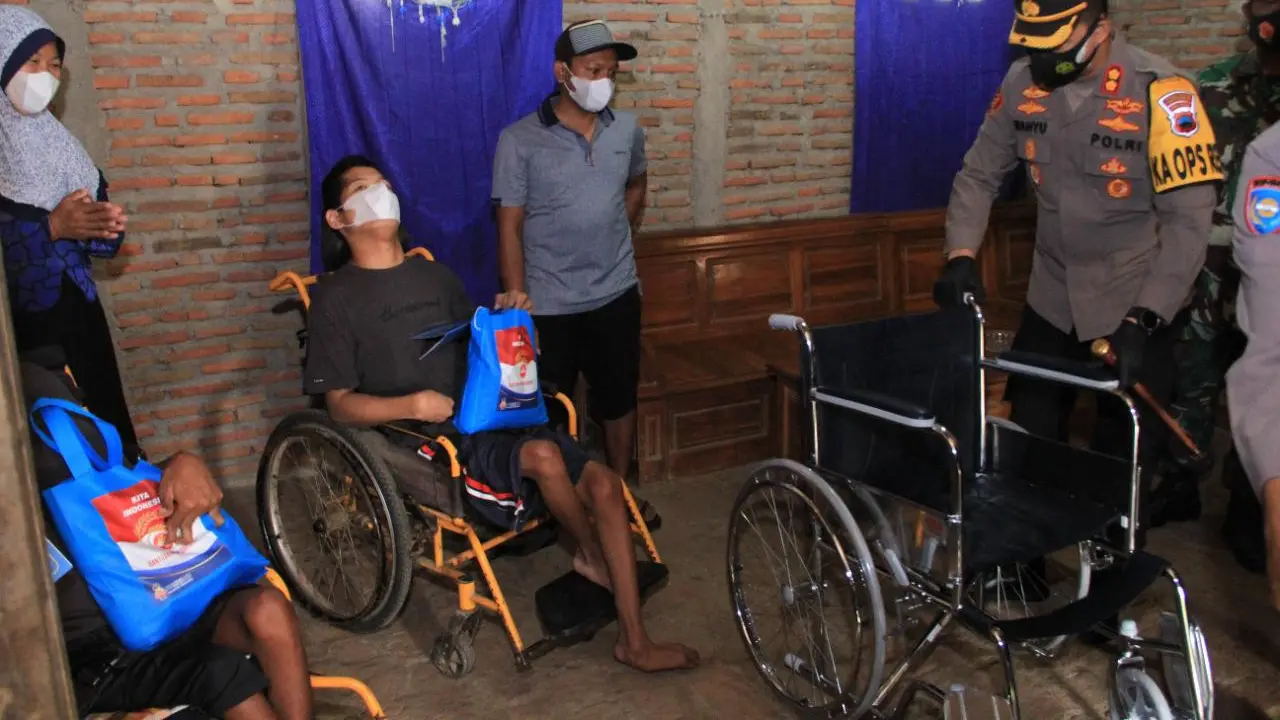 Aksi Humanis Jajaran Polres Sukoharjo Kampanye PPKM Darurat