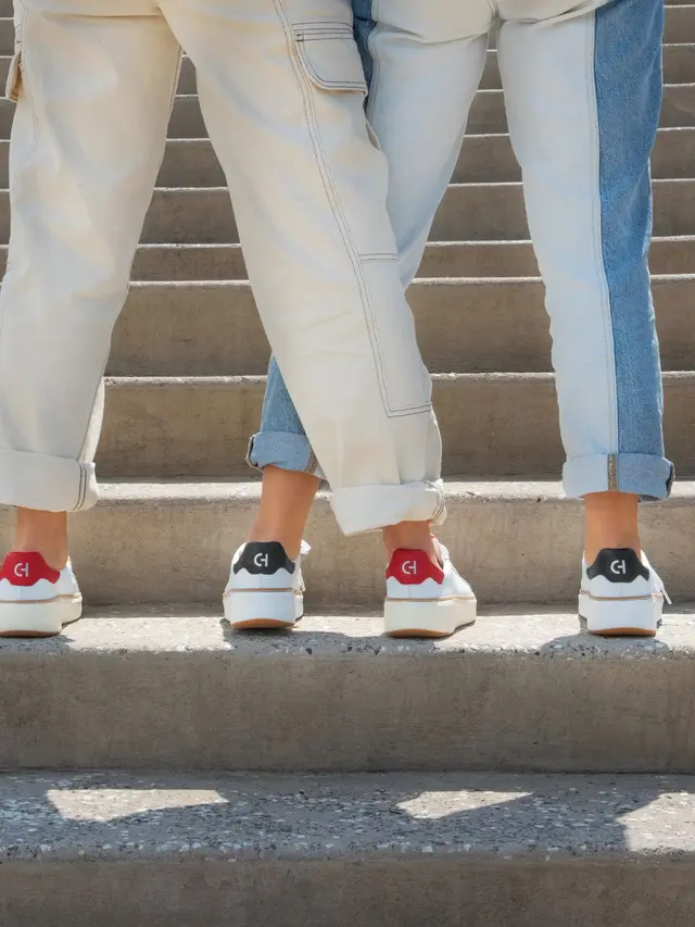 Tips Styling Kembali ke Kantor yang Nyaman dengan Pilihan Sepatu yang Tepat