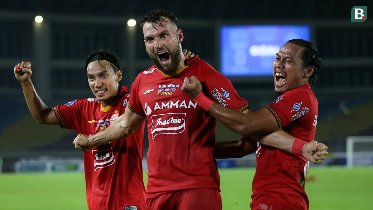 Foto: Persija Jakarta Patahkan Rekor Belum Terkalahkan Persib Bandung di BRI Liga 1 2021 / 2022