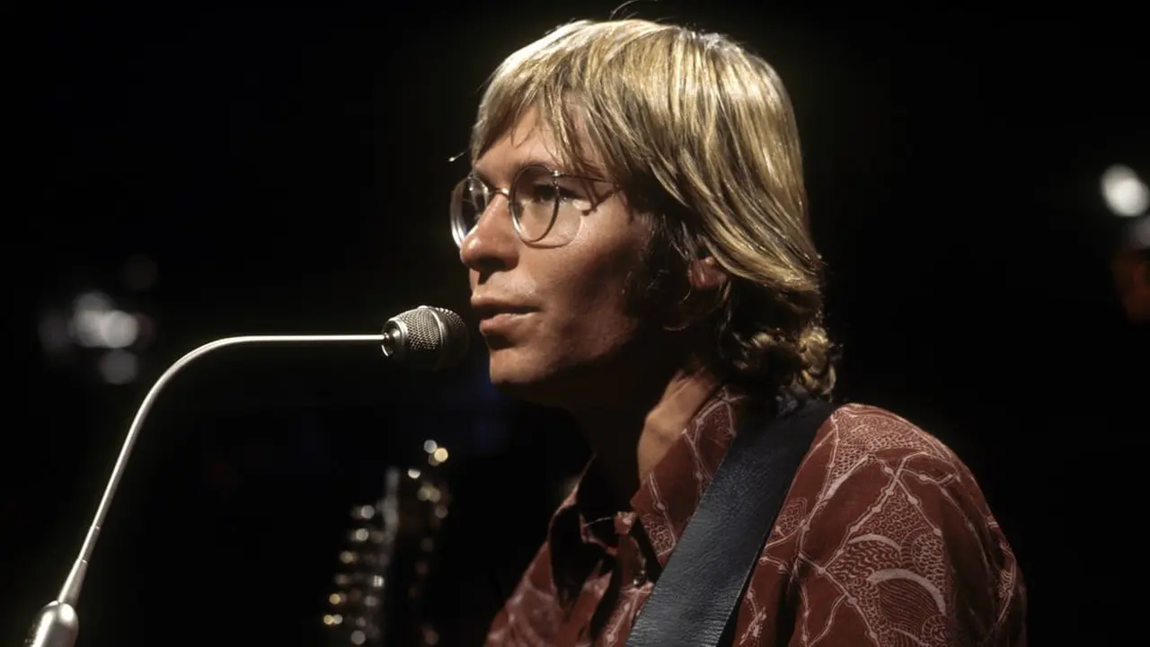 Country Road Lyrics: How the Song Can Be So Iconic and Nostalgic