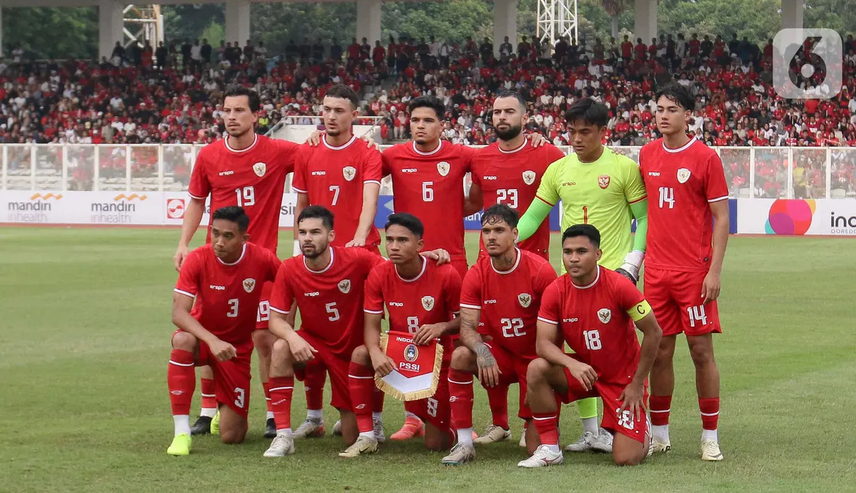 Timnas Indonesia dipaksa bermain imbang 0-0 oleh Tanzania. (Liputan6.com/Herman Zakharia)