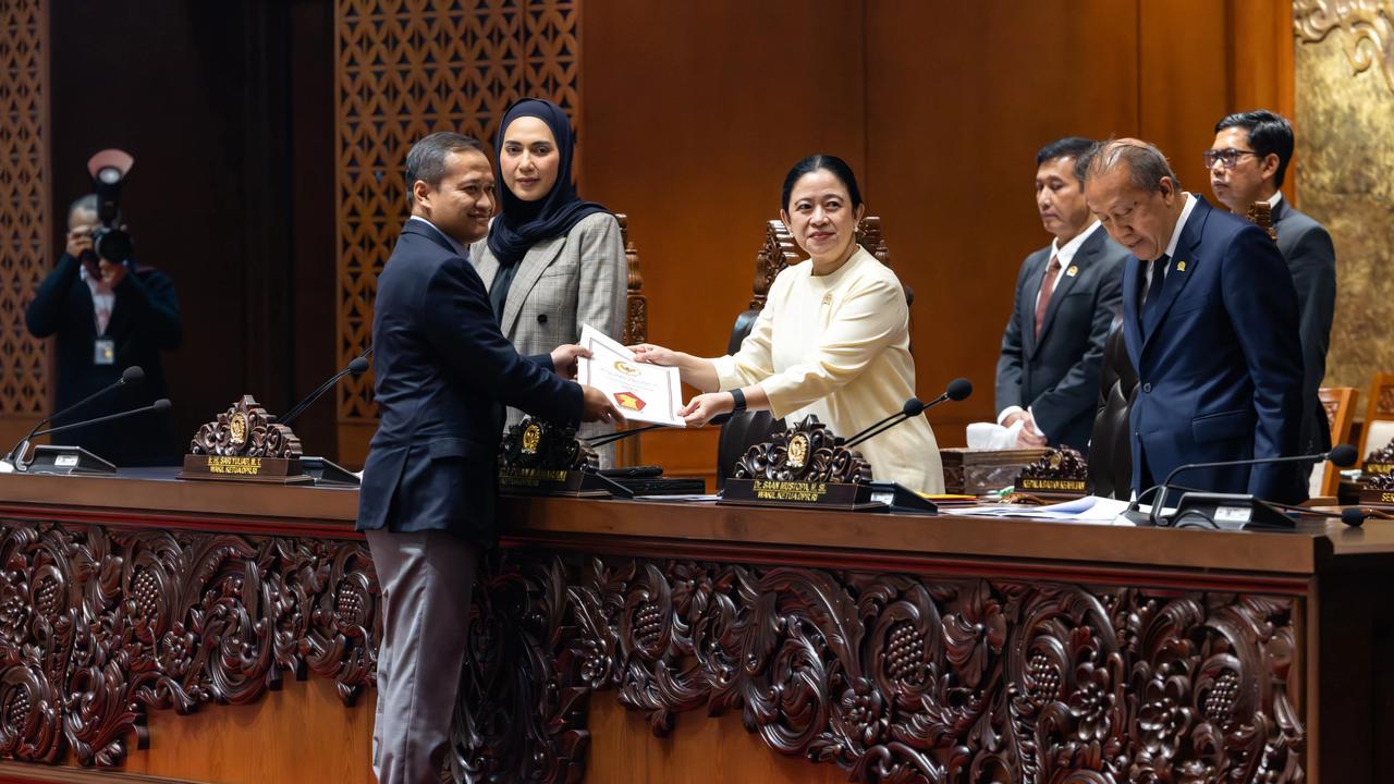 Puan Pimpin Paripurna DPR, Bahas LHP LKPP 2025 Hingga Persetujuan Naturalisasi 2 Pesepakbola