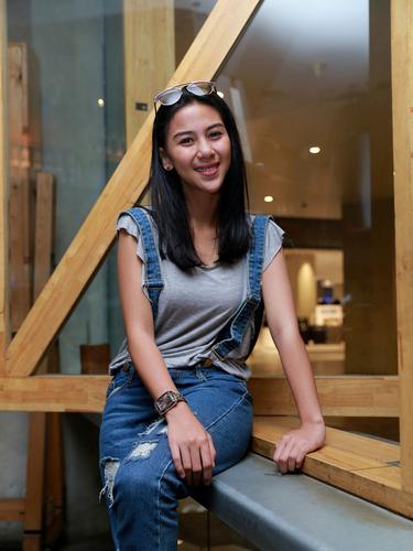 Adinda Thomas Pernah Dagang Mainan Sebelum Jadi Artis News Entertainment Fimela Com