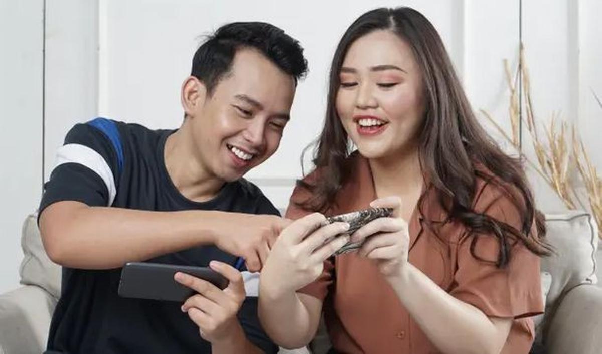 12 Ide Kencan Romantis di Rumah, Bikin Hubungan Jadi Lebih Berwarna