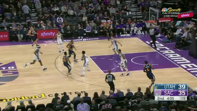 Berita video game recap NBA 2017-2018 antara Utah Jazz melawan Sacramento Kings dengan skor 120-105.