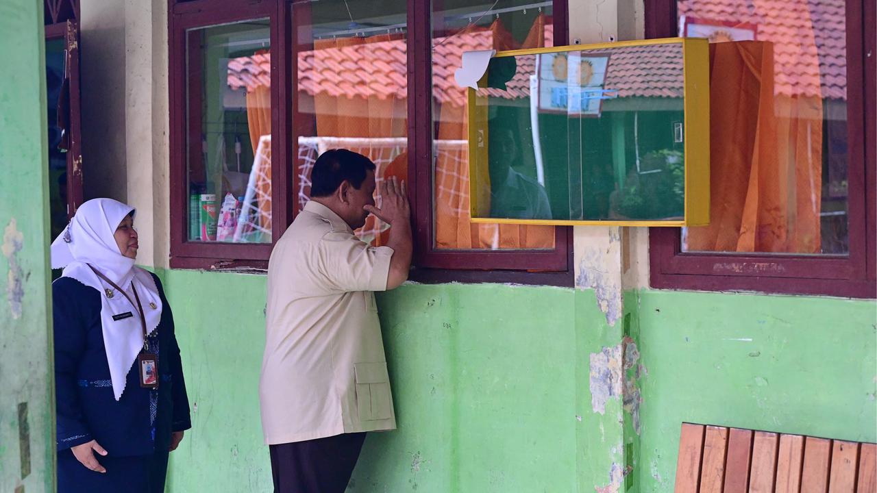 Prabowo tinjau Makan Bergizi Gratis di SD dan TK di Jakarta Timur