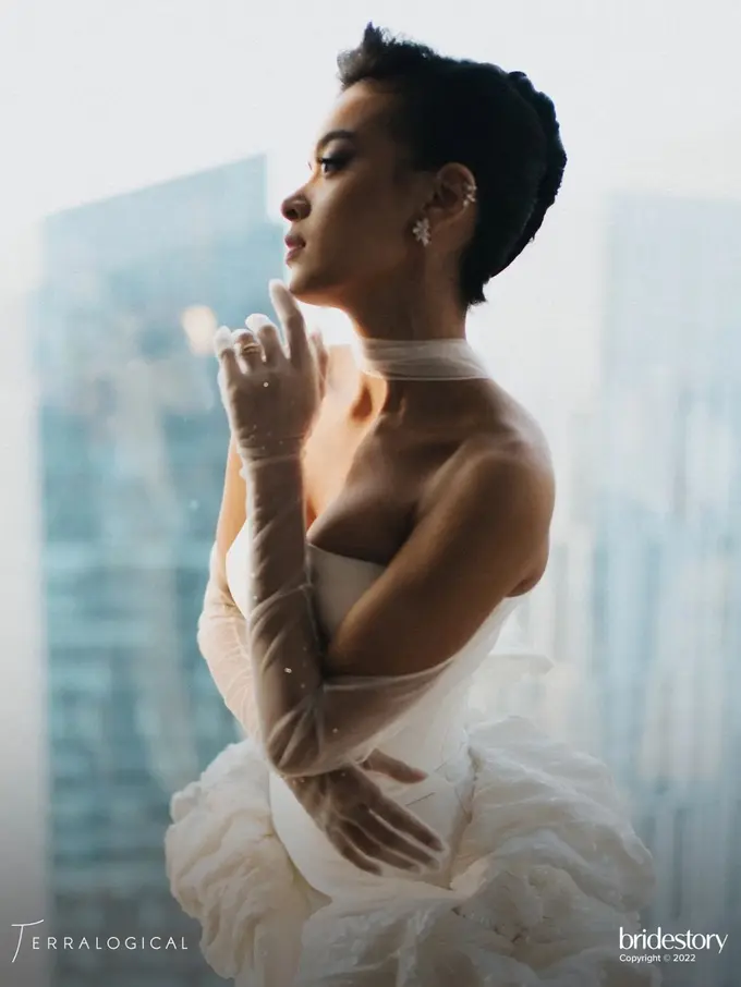 Gaya Rambut Eva Celia