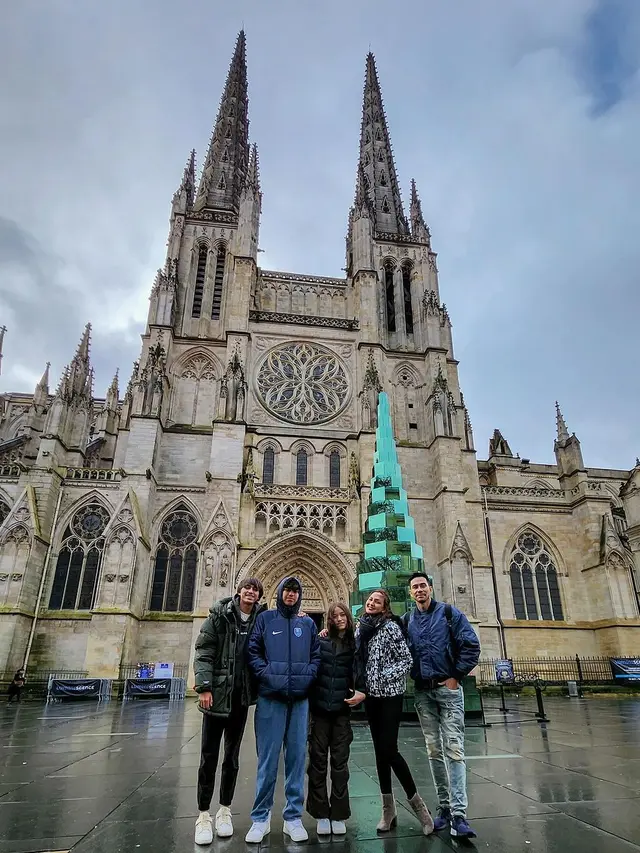 Darius Sinathrya dan Donna Agnesia
