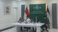 Ketua Umum PBNU Yahya Cholil Staquf atau Gus Yahya saat jumpa pers di Kantor PBNU Jakarta, Senin (5/8/2024). (Liputan6.com/Radityo Priyasmoro)