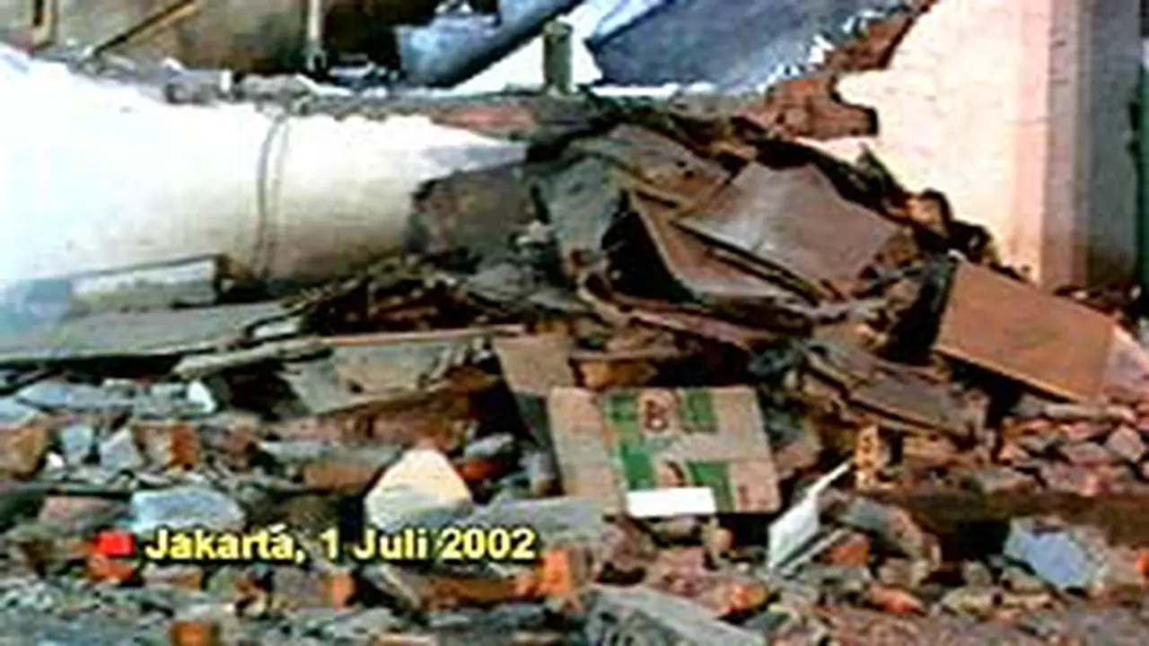 060702cLedakan_Cijantung.jpg