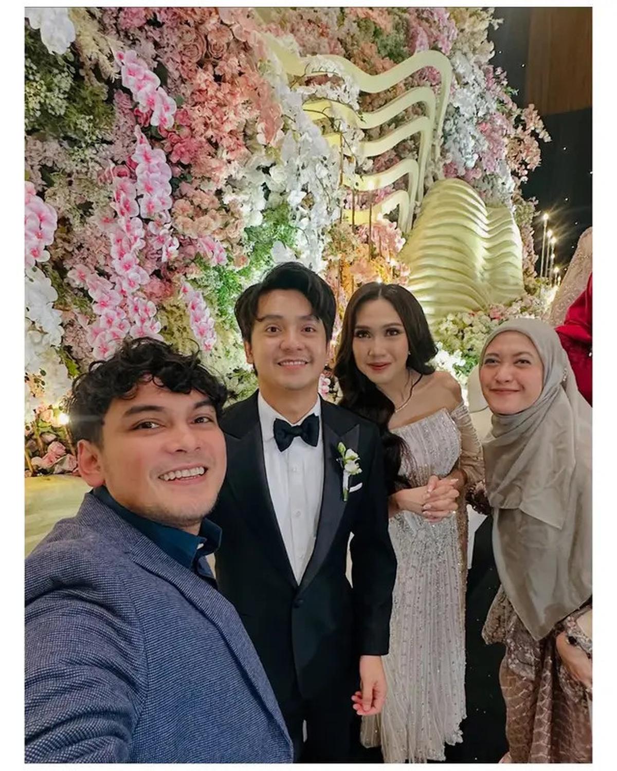 10 Potret Tamu Artis di Pernikahan Arbani Yasiz dan Raissa Ramadhani, Penuh Bintang