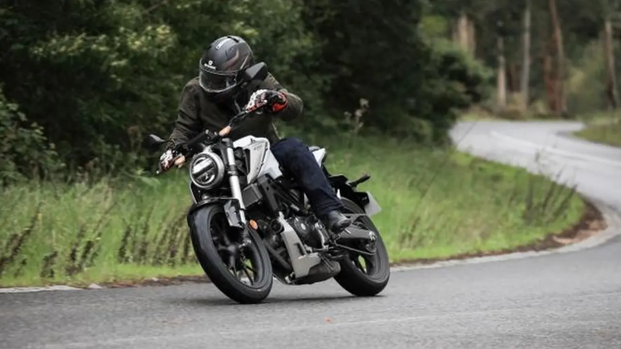 Honda CB125R