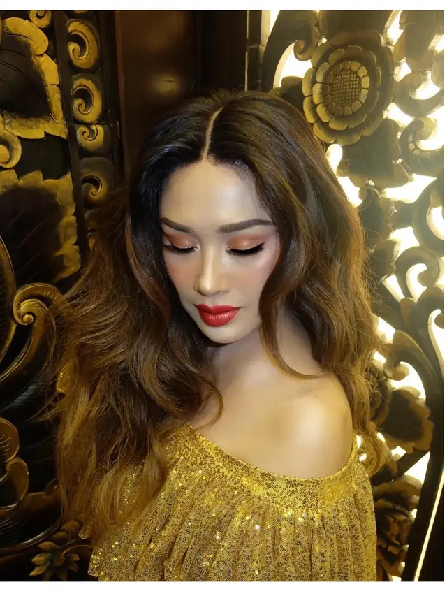 Potret Terbaru Titi DJ Setelah 35 Tahun Berkarya, Nampak Cantik dan Awet Muda