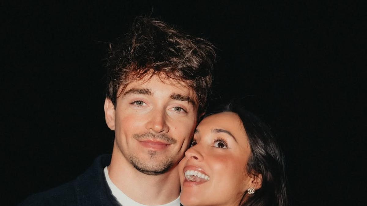 Pesona Alexandra Saint Mleux Aur-Auran, Ini 8 Cara Dapat Postur Tegap ala Kekasih Charles Leclerc