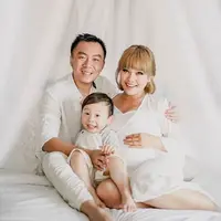 Winda Viska dan keluarga. (Instagram @windaviska)