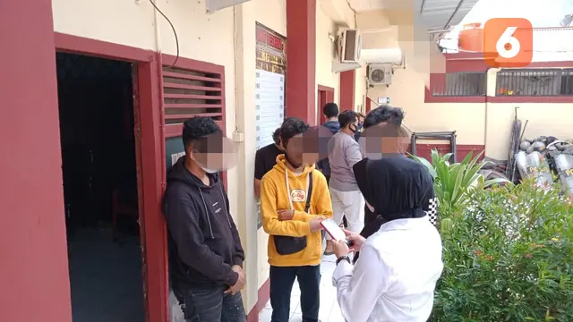 Pelaku Pemerkosaan Ditangkap Polisi (Liputan6.com/Fauzan)