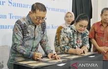 Kartu Pos Rekam Sejarah Kota: Menbud Fadli Zon Luncurkan Buku "Samarangh" di Semarang