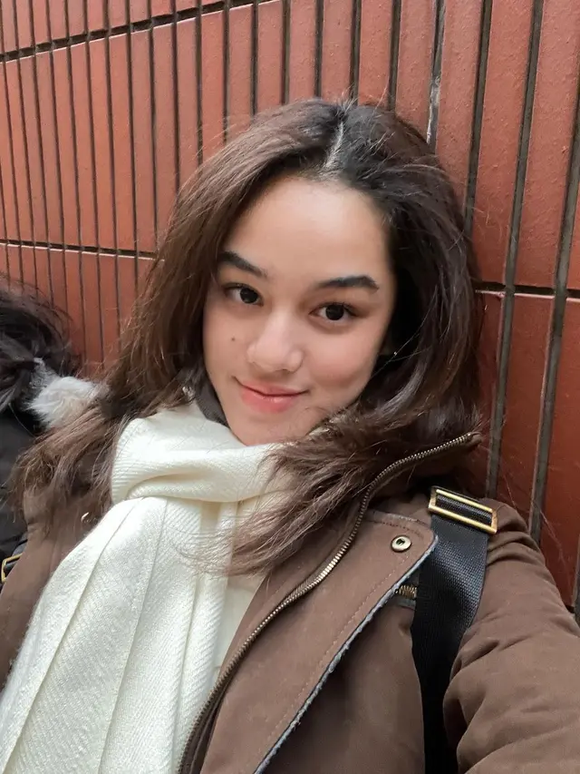 7 Potret Terbaru Shaista Tania, Putri Rionaldo Stockhorst Makin Memesona